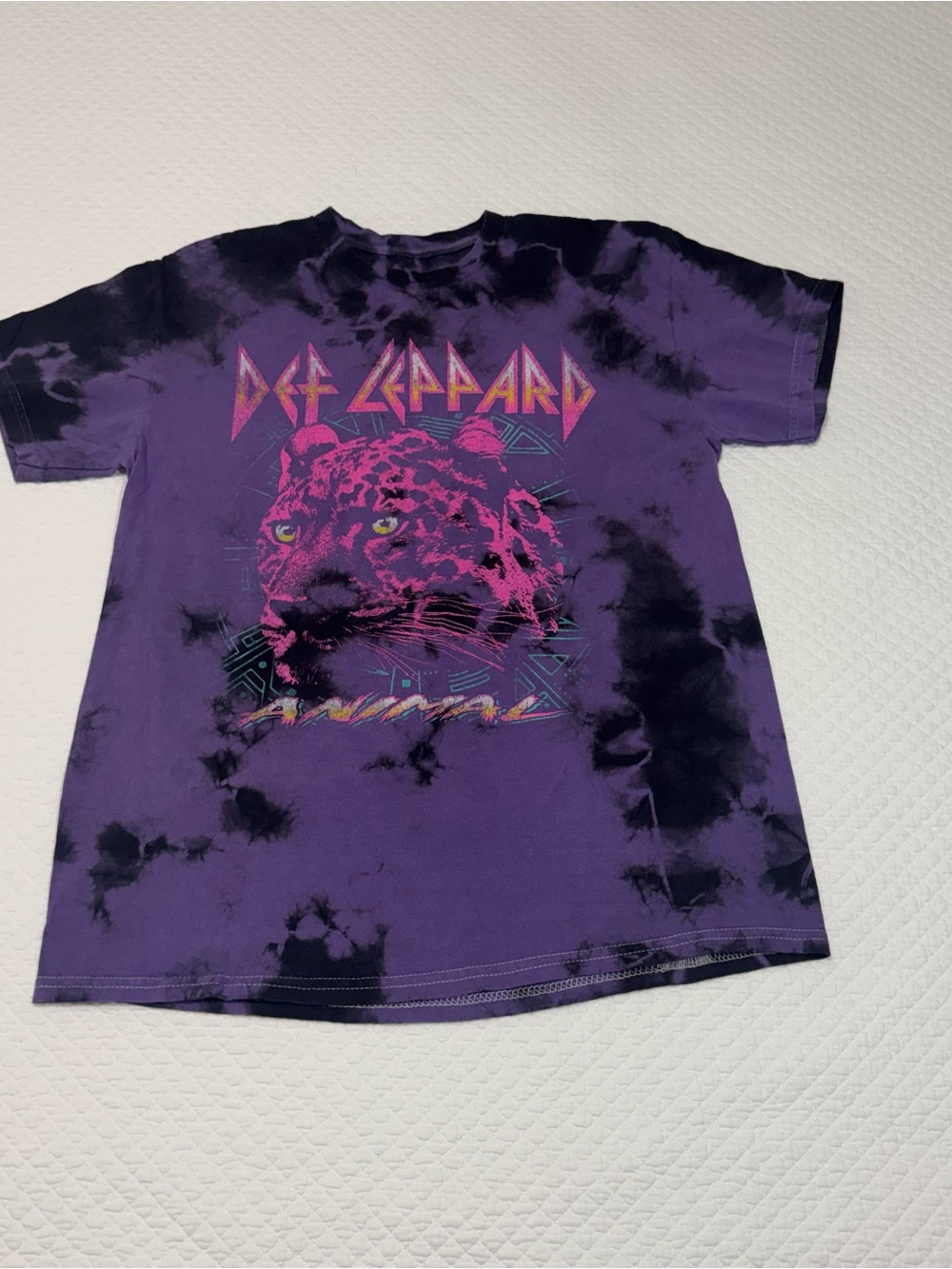Def Leppard Women's Purple Tie-Dye Short Sleeve Graphic Tee